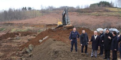 VAKFIKEBİR OSB'DE İLK KAZMA VURULDU